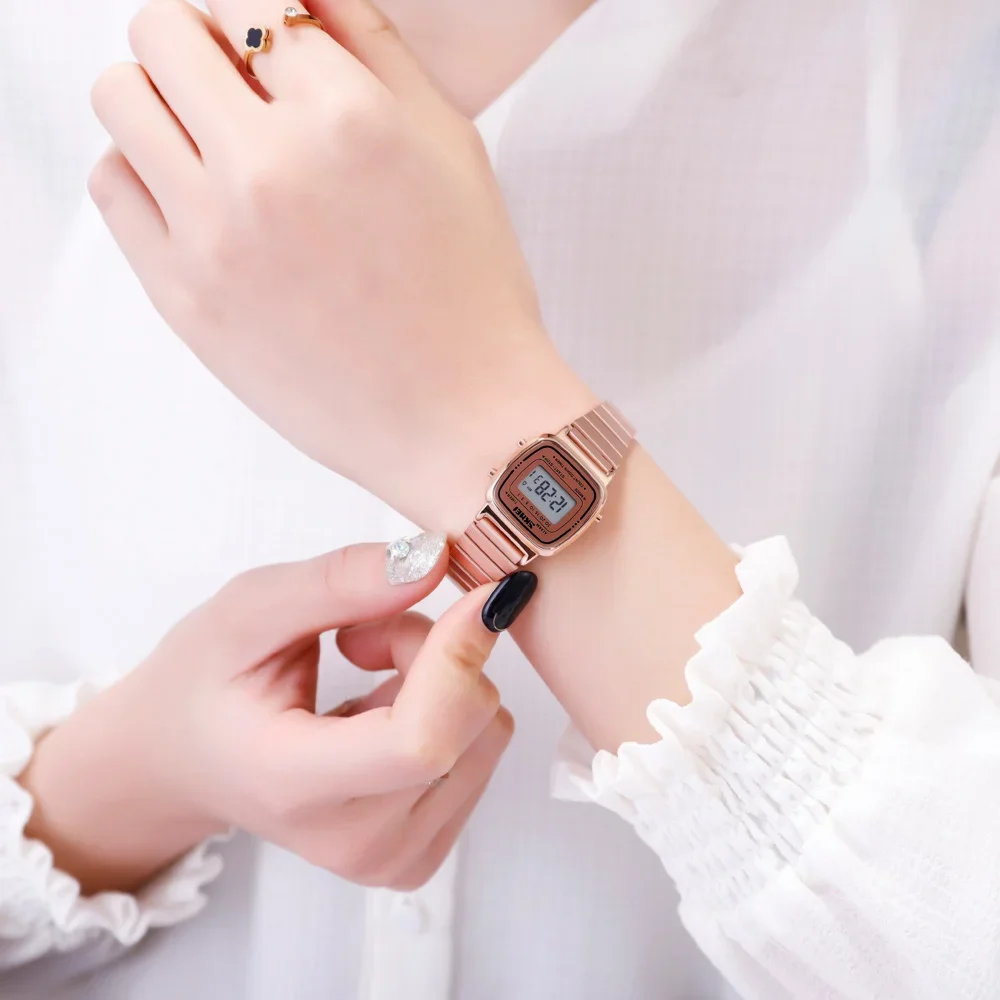 SKMEI1901 Women Top brands Lux - Chronograph Sport Watch บทวิจารณ์และราคา